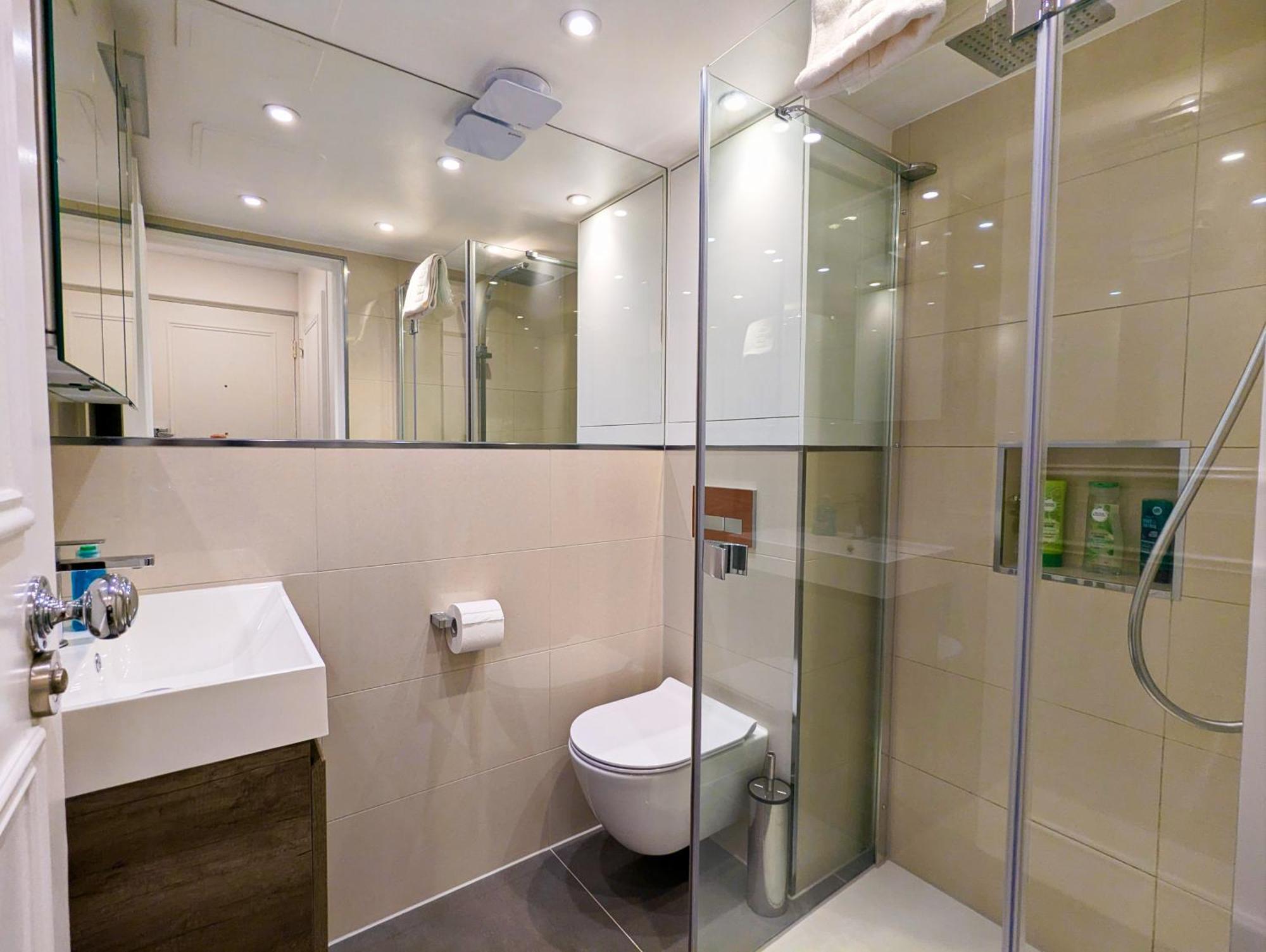 Modern 1 Bedroom Apartment In Kensington Londyn Zewnętrze zdjęcie