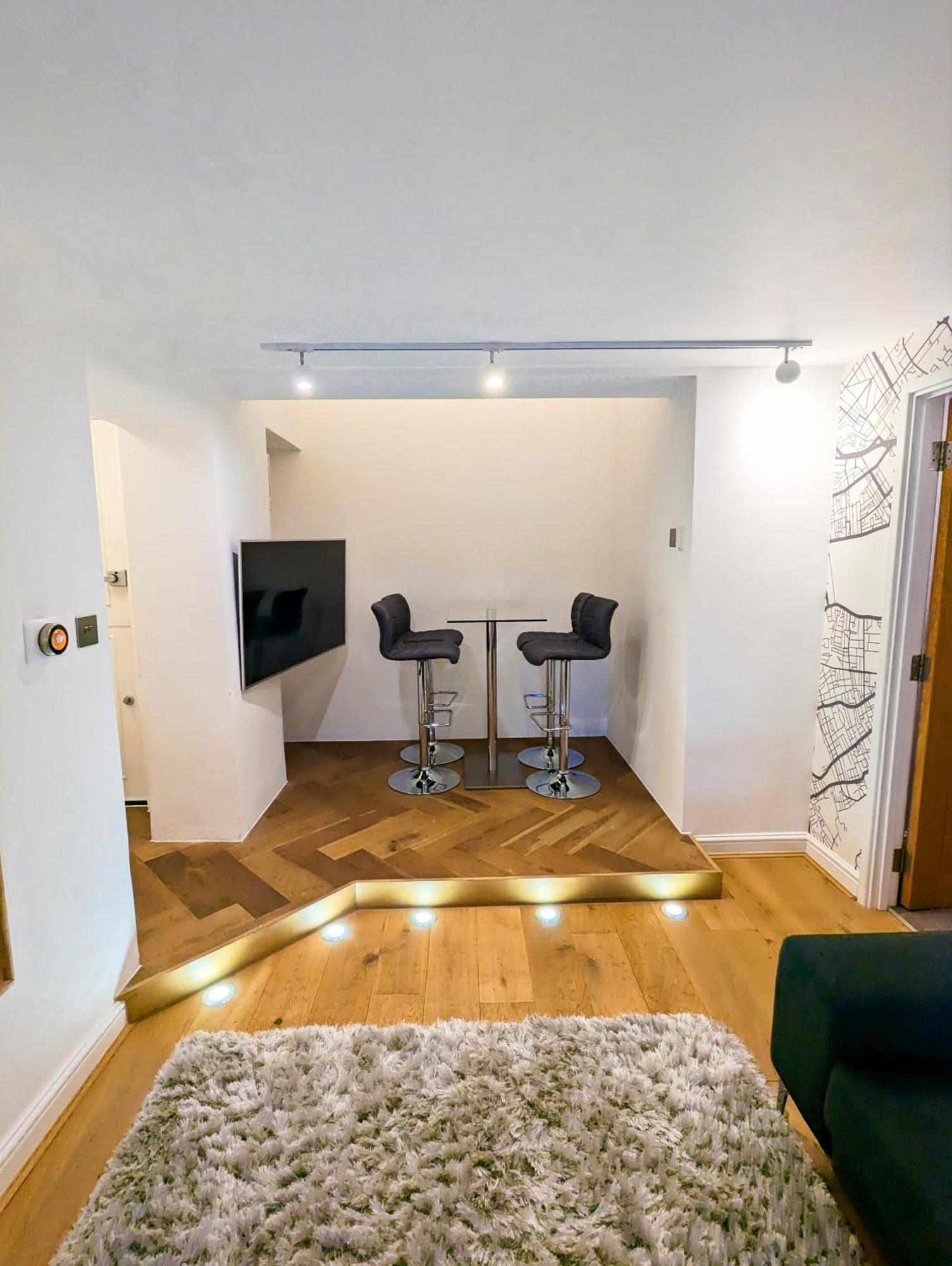 Modern 1 Bedroom Apartment In Kensington Londyn Zewnętrze zdjęcie